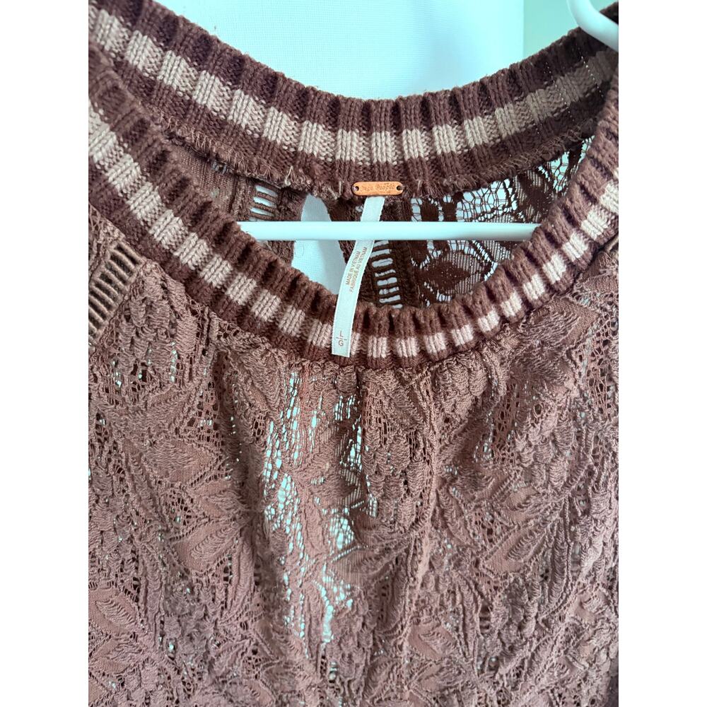Free People Maisie Lace Peplum Keyhole Back Tank Mauve - Picture 3 of 3